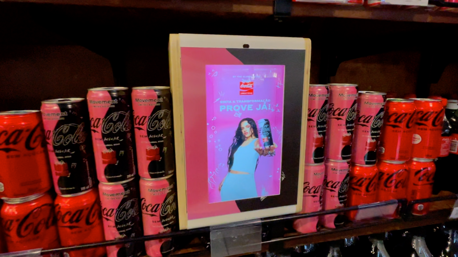 Coke - Coca-Cola's Shelf Hologram - 3